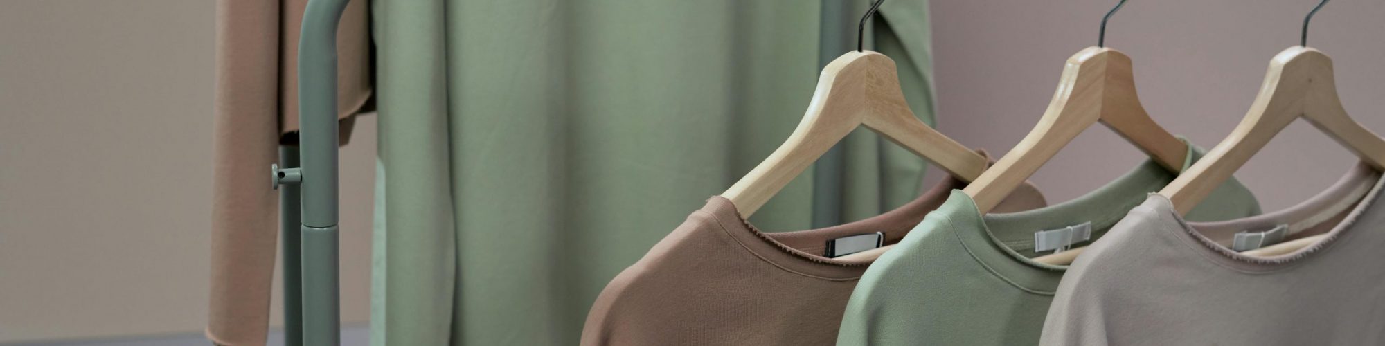 Pièce alliant style, confort et impact positif, avec une traçabilité complète de la production.